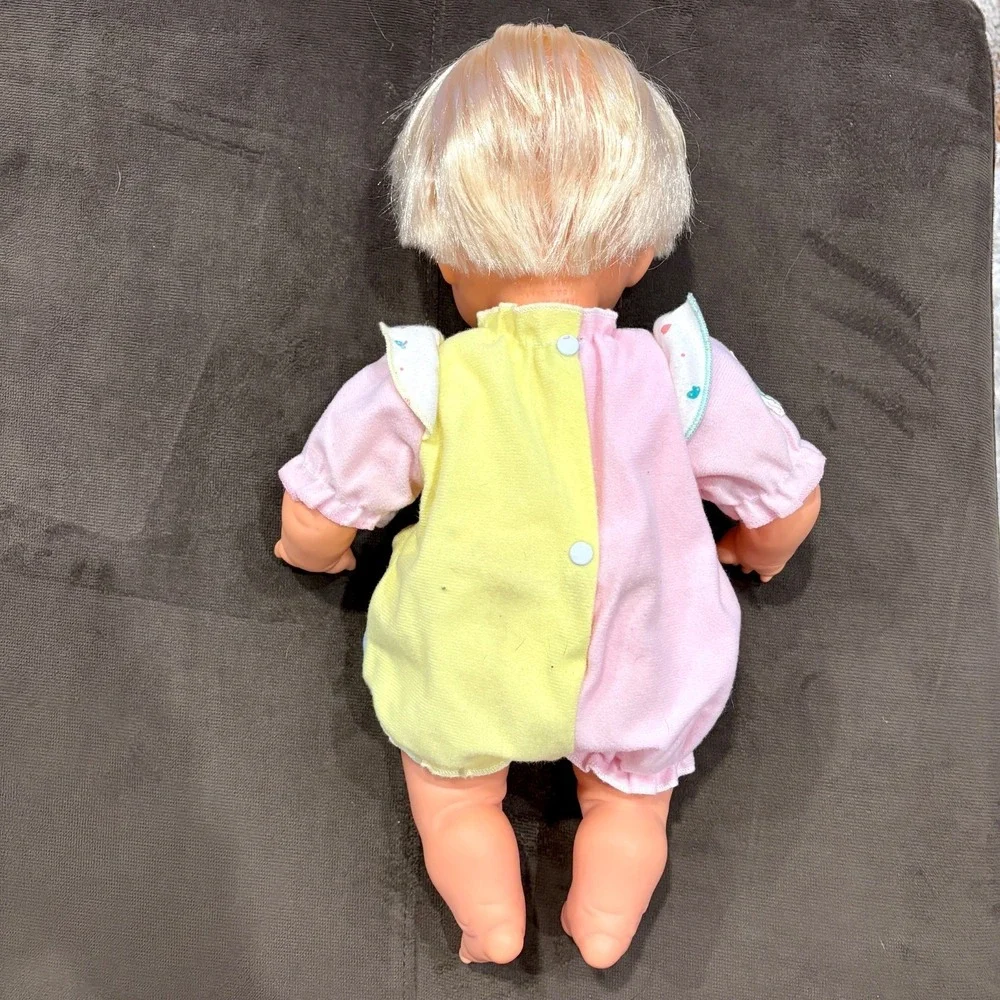 Vtg 90's Twinkling Thumbelina Ideal Nursery‎ Baby Doll Arms Legs Head Move WORKS